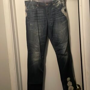 Gap jeans with bleaching detail